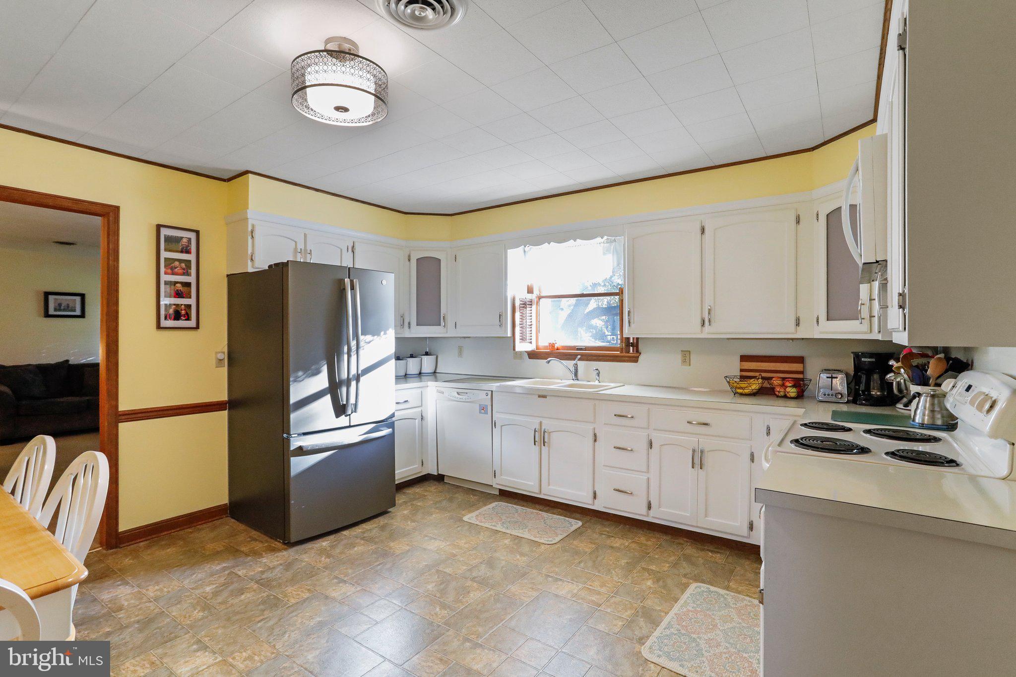 12021 St Paul Road Clear Spring, MD 21722 - Photo 11 of 46 Kitchen