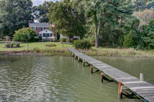 7905 Berkeley Drive Gloucester Point, VA 23062 - Photo 29 of 46