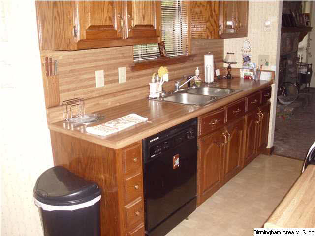 216 5th Street Pleasant Grove, AL 35127 - Photo 3 of 15