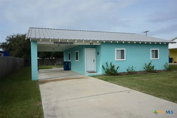 $274,900 | 61 Bayview Street, Unit 1, Port O'Connor, TX 77982