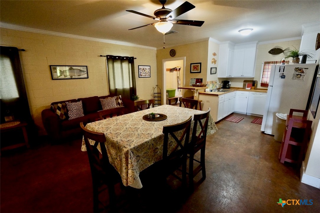 61 Bayview Street, Unit 1 Port O'Connor, TX 77982 - Photo 8 of 16