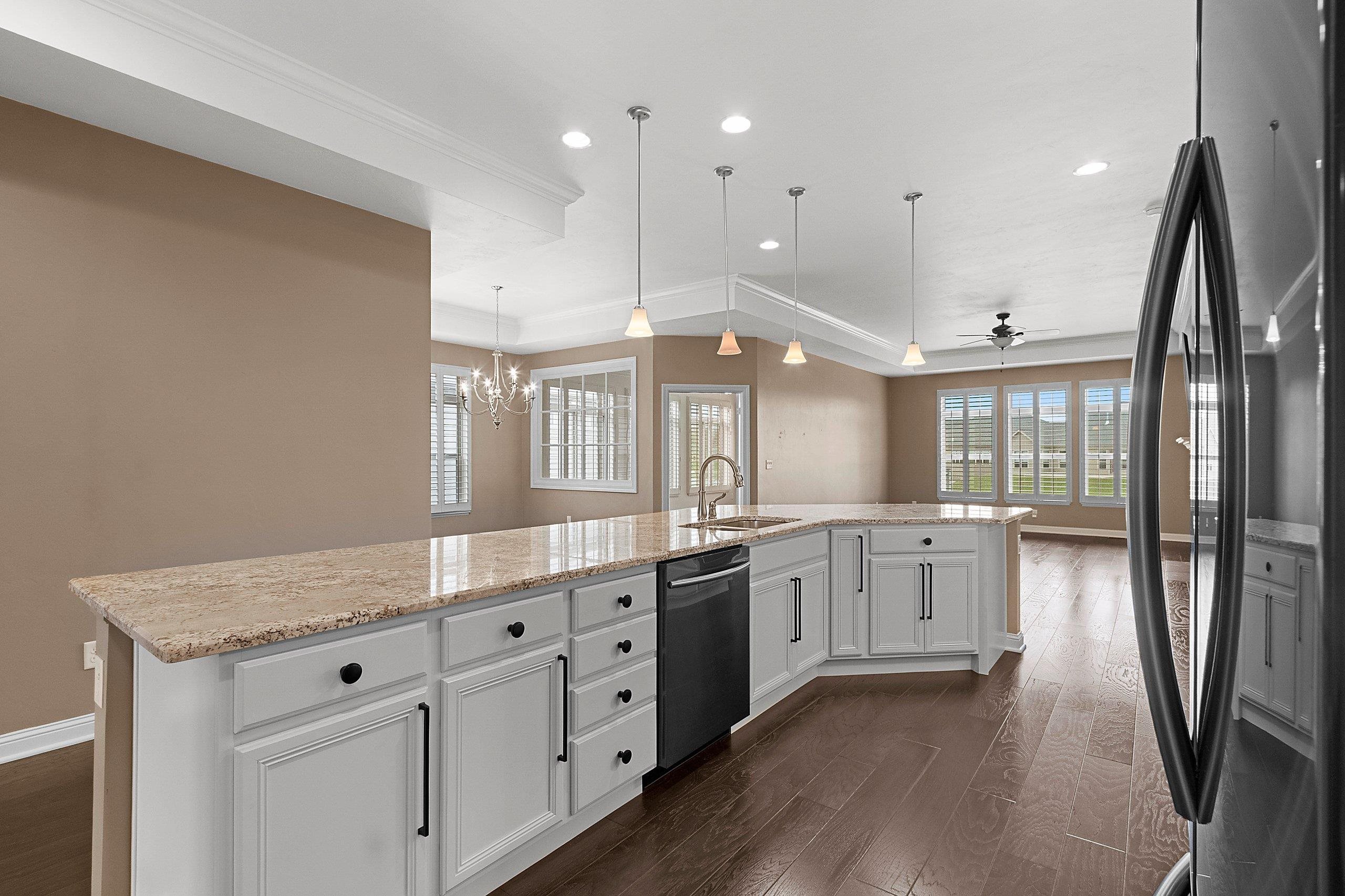 200 Raccoon Berry Way Green Bay, WI 54311 - Photo 8 of 63