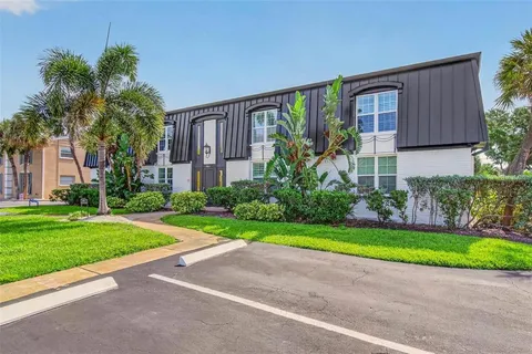 $385,000 | 1065 Eden Isle Boulevard Northeast, Unit 2, St. Petersburg, FL 33704
