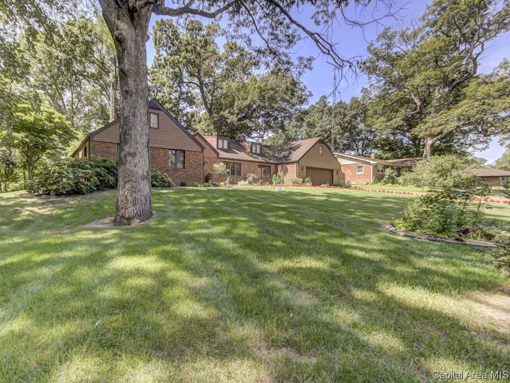 6 Harlan Court Springfield, IL 62712 - Photo 35 of 36 Gallery Image 35