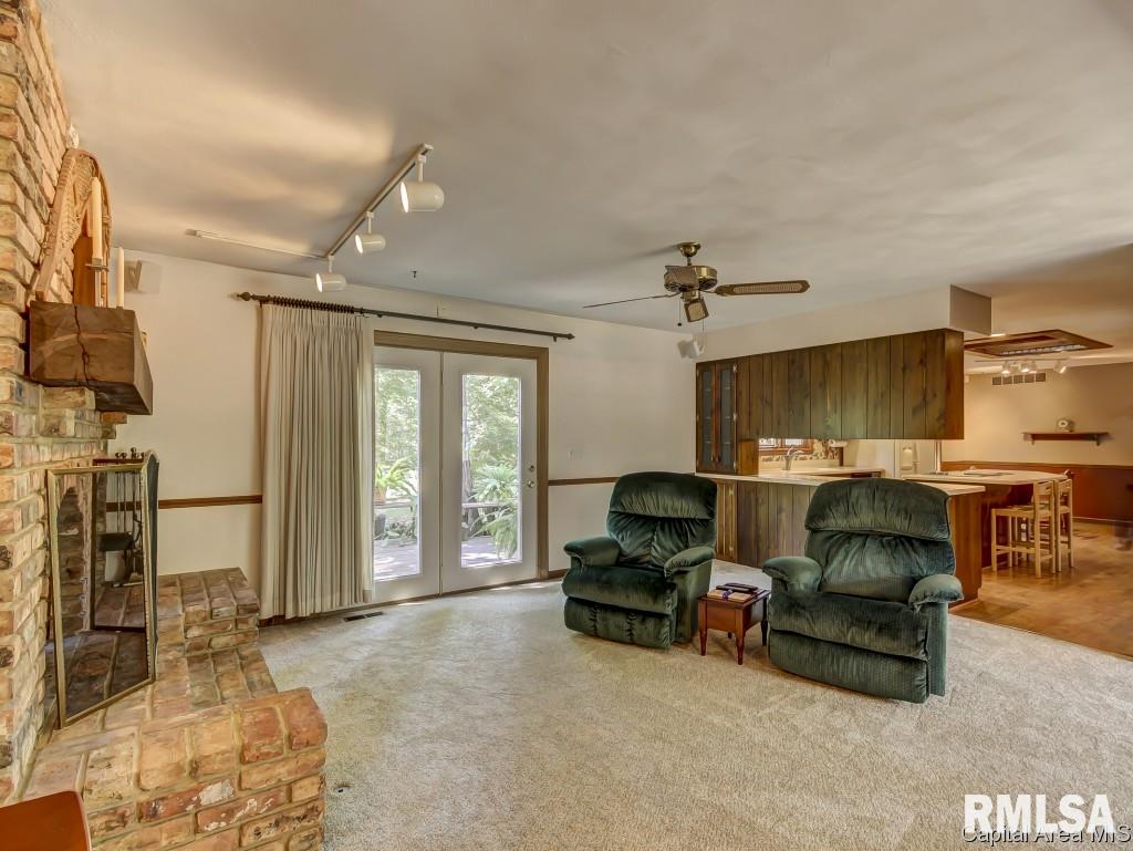 6 Harlan Court Springfield, IL 62712 - Photo 7 of 36 Gallery Image 7