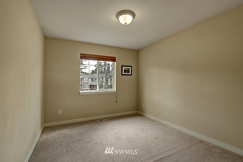 21926 44th Drive Southeast Bothell, WA 98021 - Photo 12 of 20