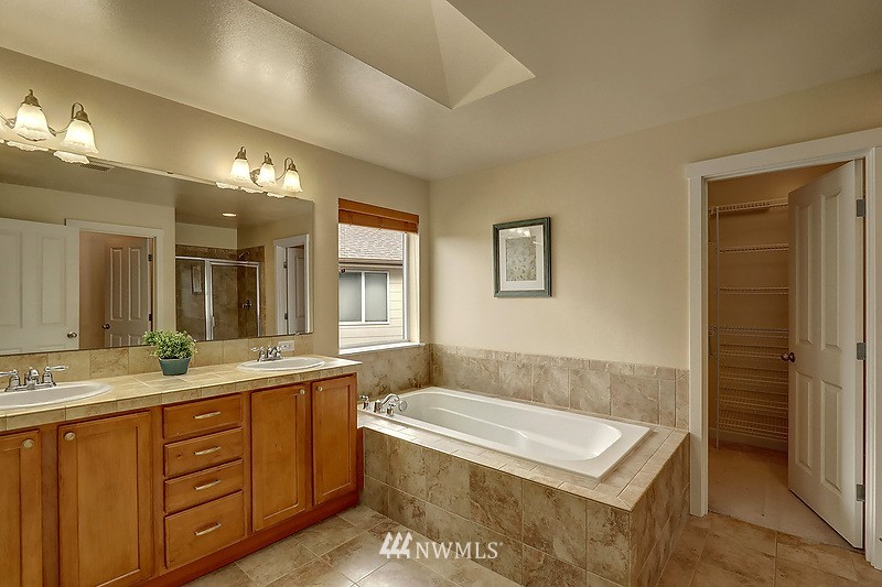 21926 44th Drive Southeast Bothell, WA 98021 - Photo 15 of 20