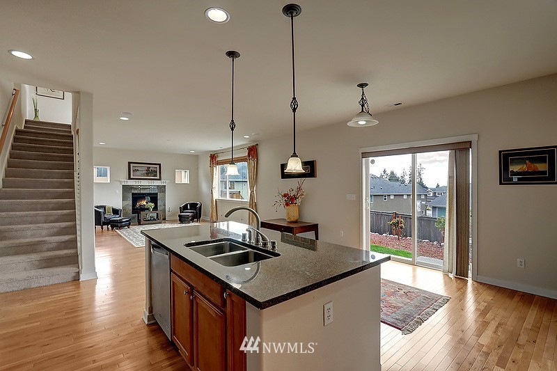 21926 44th Drive Southeast Bothell, WA 98021 - Photo 6 of 20