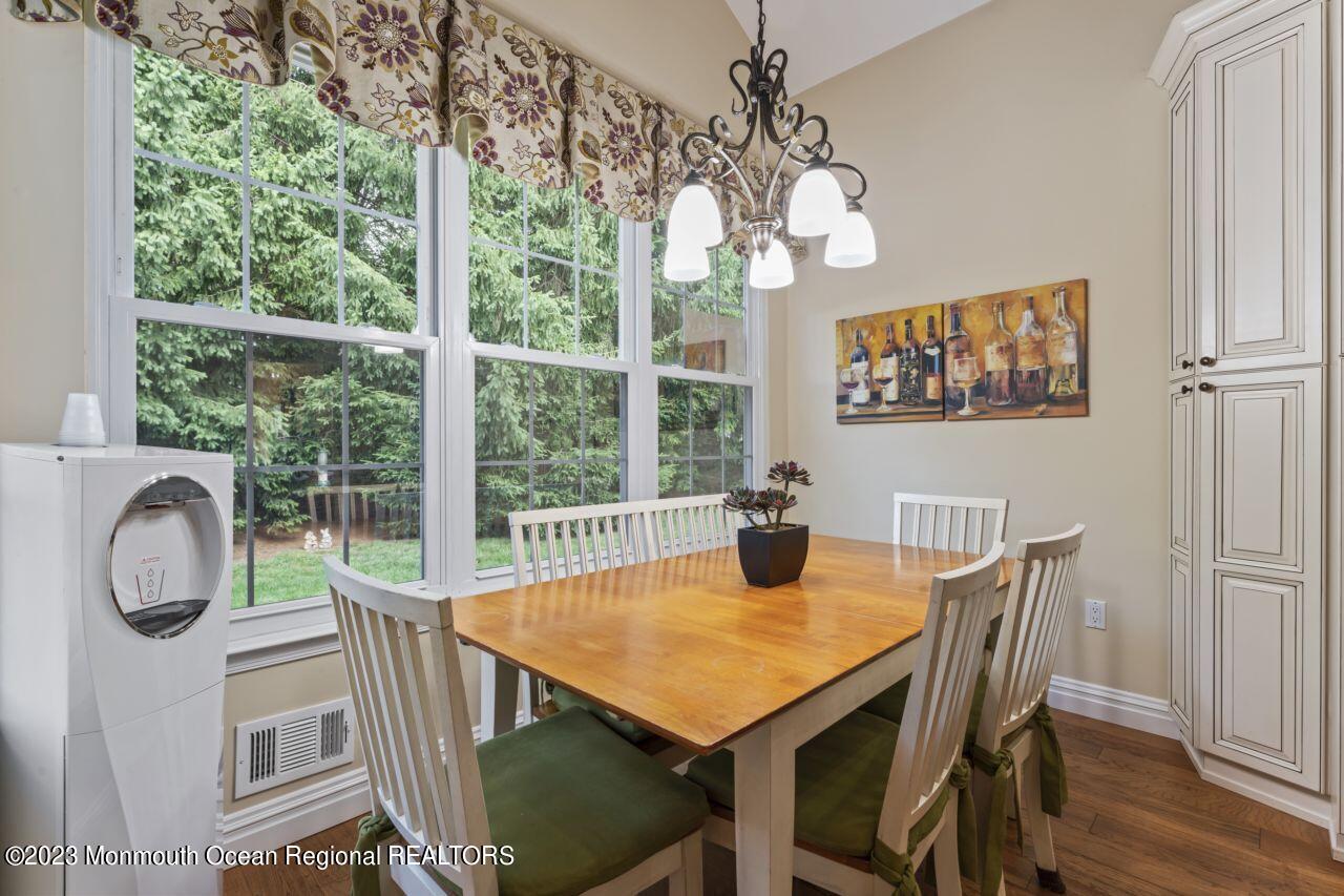 18 Nicholson Key Colts Neck, NJ 07722 - Photo 10 of 46 Vaulted Ceiling