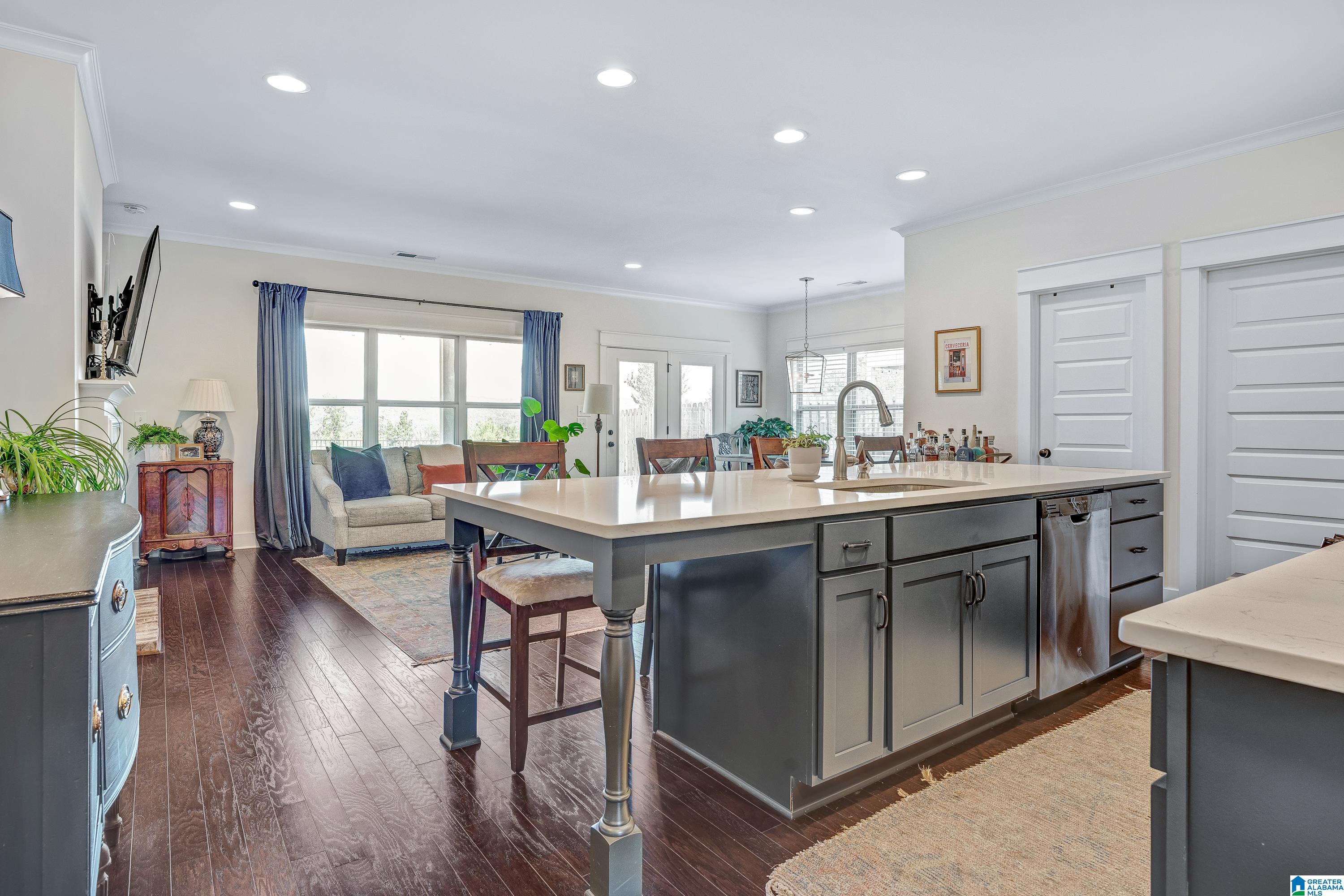 762 Pineview Road Birmingham, AL 35210 - Photo 10 of 30