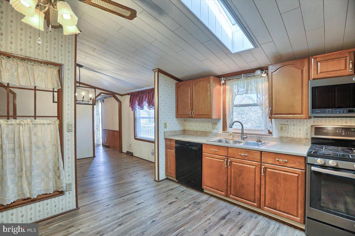 522 Pheasant Ridge Circle Lancaster, PA 17603 - Photo 13 of 38 Gallery Image 13