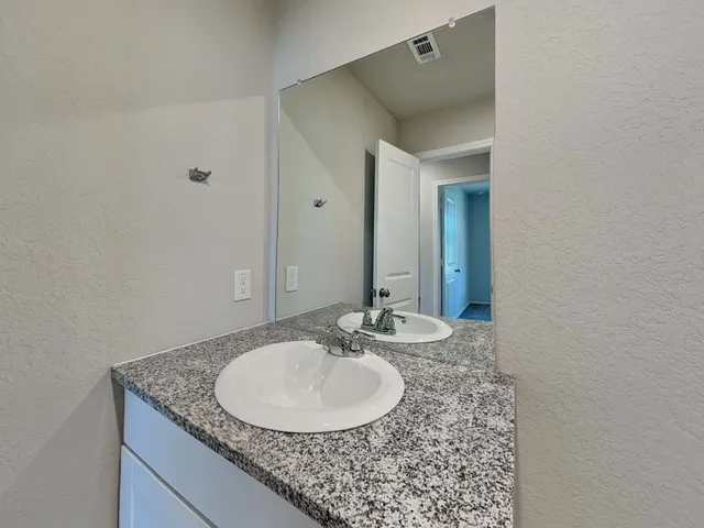 $1,590 | 3342 Kornberg Drive, Converse, TX 78109