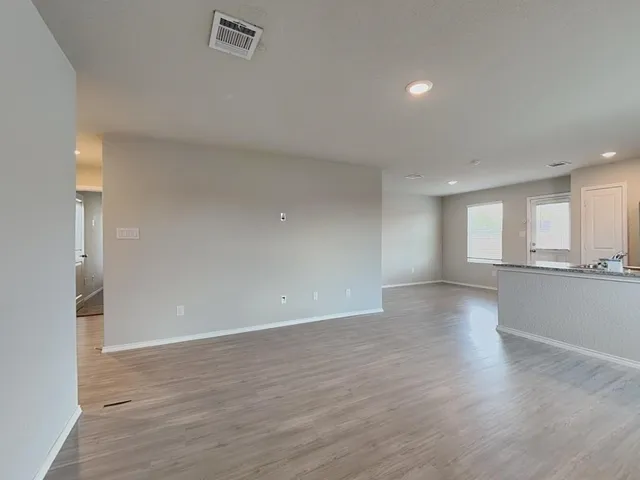 $1,590 | 3342 Kornberg Drive, Converse, TX 78109