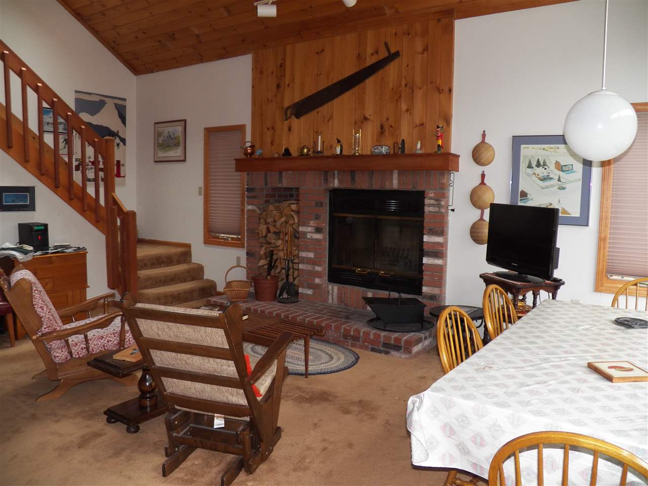 86 Hannah Loop, Unit 3 Carroll, NH 03595 - Photo 2 of 16 Gallery Image 2