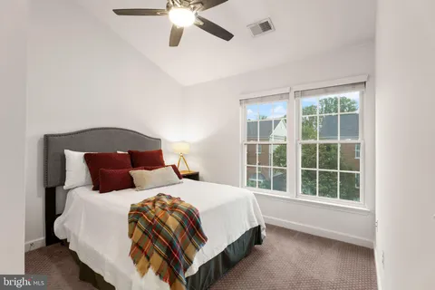 $795,000 | 4290 Park Green Court, Fairfax, VA 22030