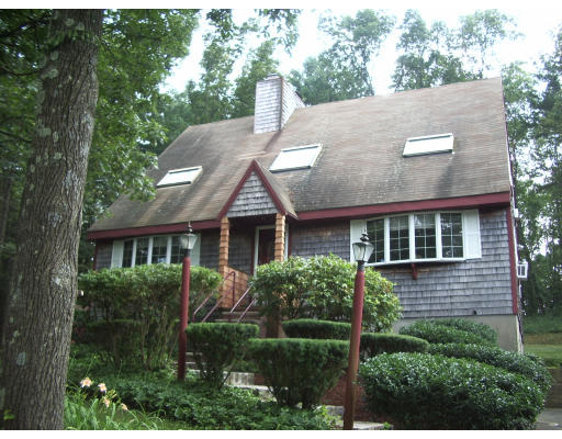55 Valley Road Topsfield, MA 01983 - Photo 1 of 5 Gallery Image 1