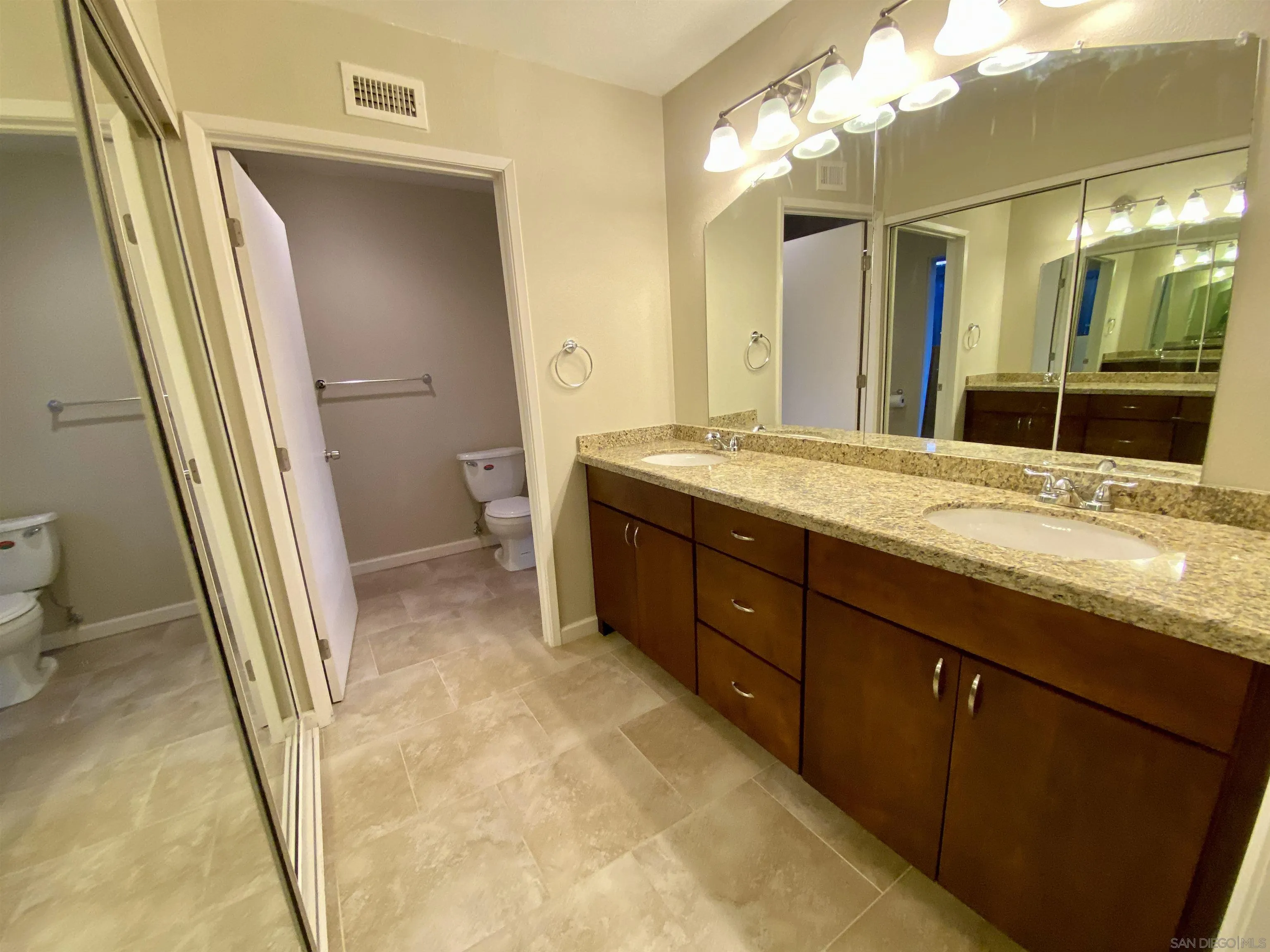 12608 Mantilla Road San Diego, CA 92128 - Photo 13 of 37