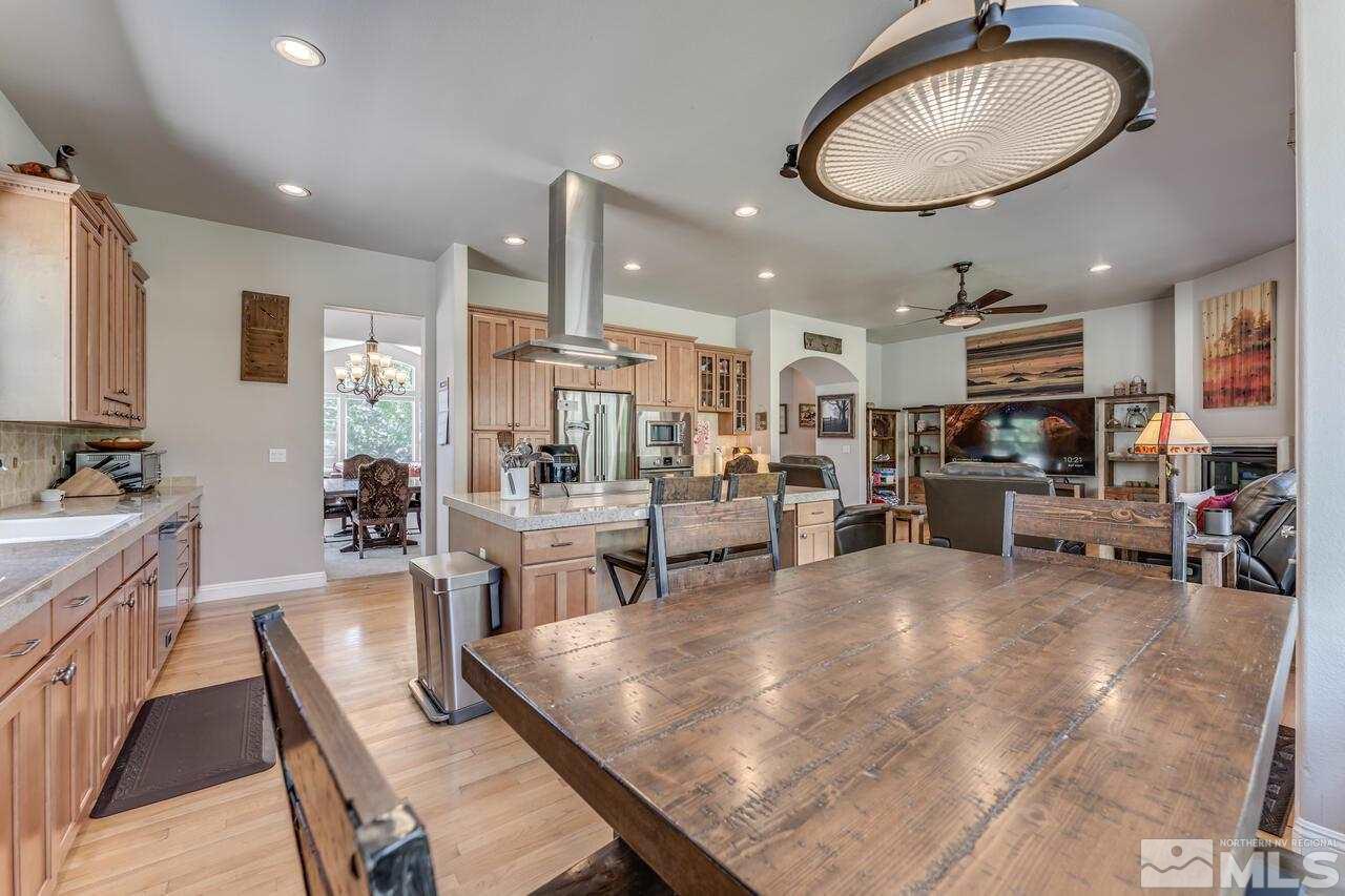 4445 Bathgate Court Reno, NV 89519 - Photo 14 of 40 Photo 14