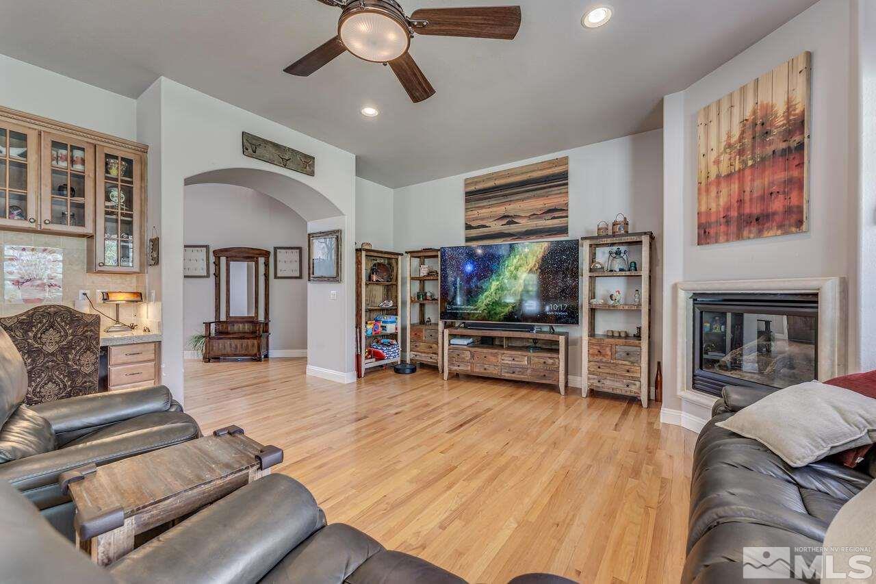4445 Bathgate Court Reno, NV 89519 - Photo 8 of 40 Photo 8