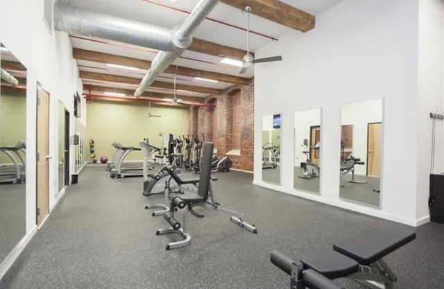 $2,000 | 1350 Rosa L Parks Boulevard, Unit 224, Nashville, TN 37208