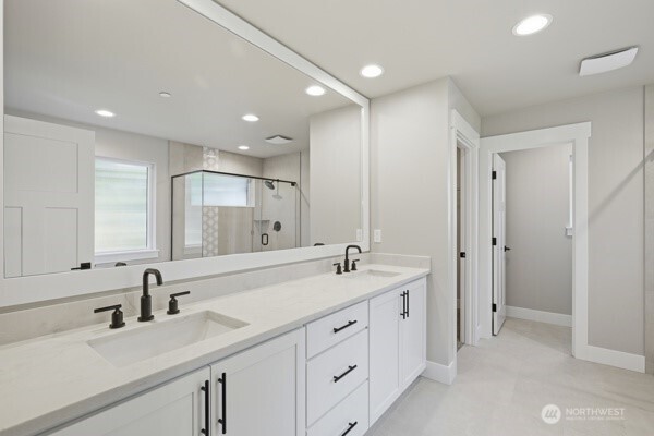 18527 Meridian Avenue Southeast Bothell, WA 98012 - Photo 21 of 32 Gallery Image 21