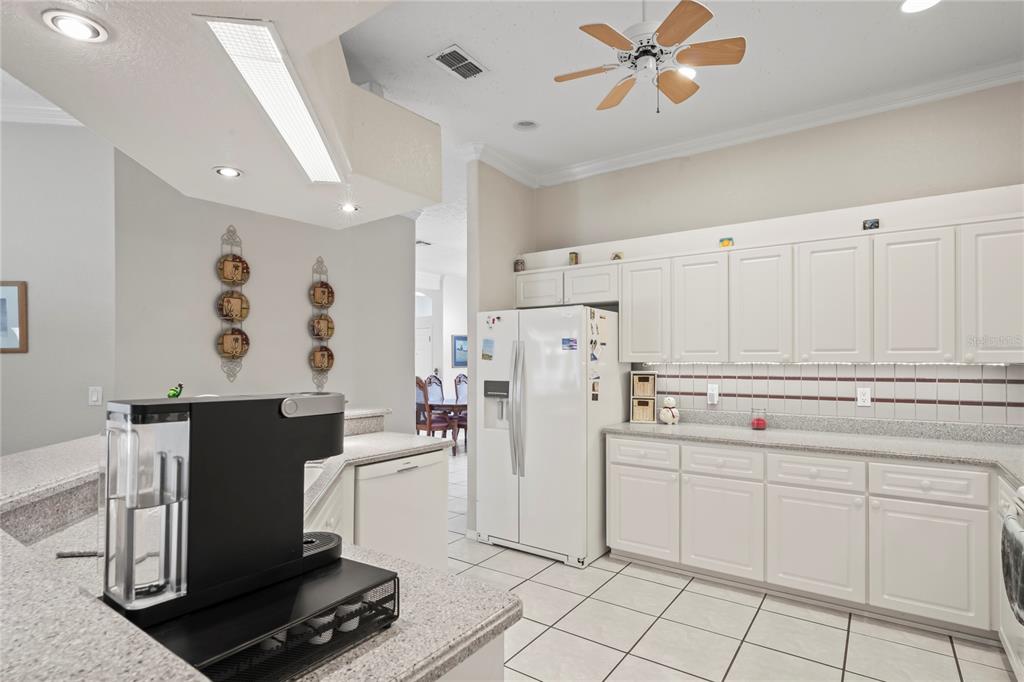 18905 Bascomb Lane Hudson, FL 34667 - Photo 12 of 81