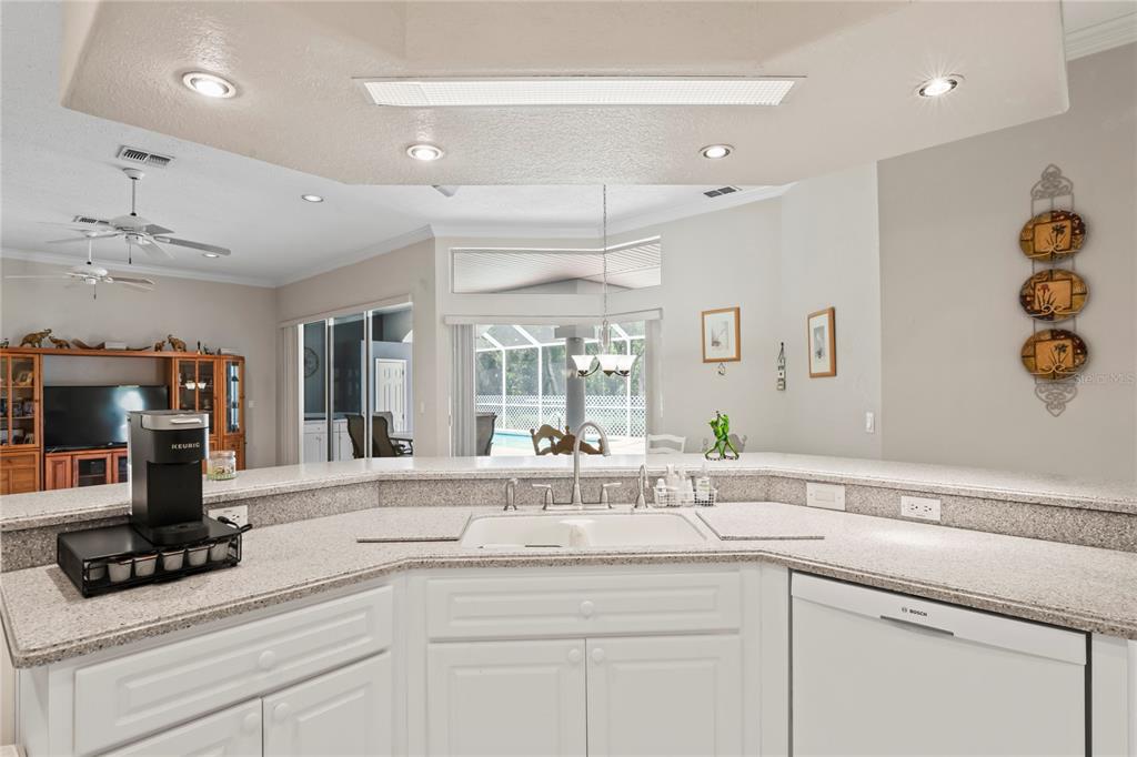 18905 Bascomb Lane Hudson, FL 34667 - Photo 13 of 81