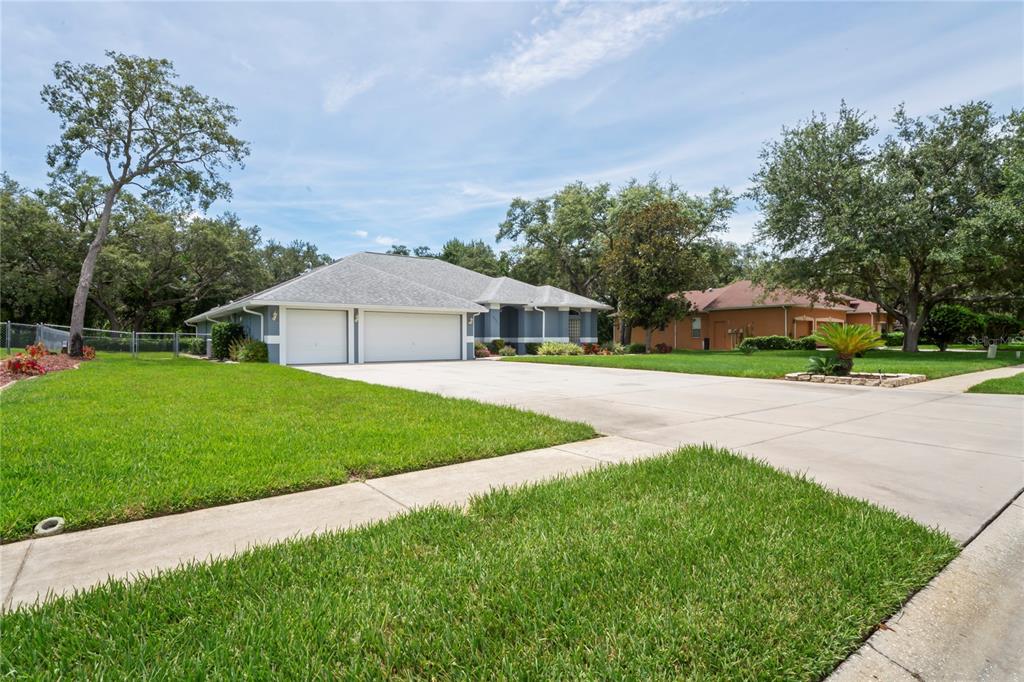 18905 Bascomb Lane Hudson, FL 34667 - Photo 63 of 81