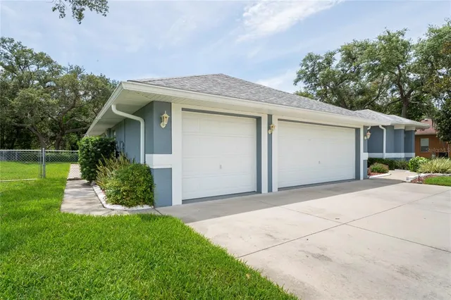 $575,000 | 18905 Bascomb Lane, Hudson, FL 34667