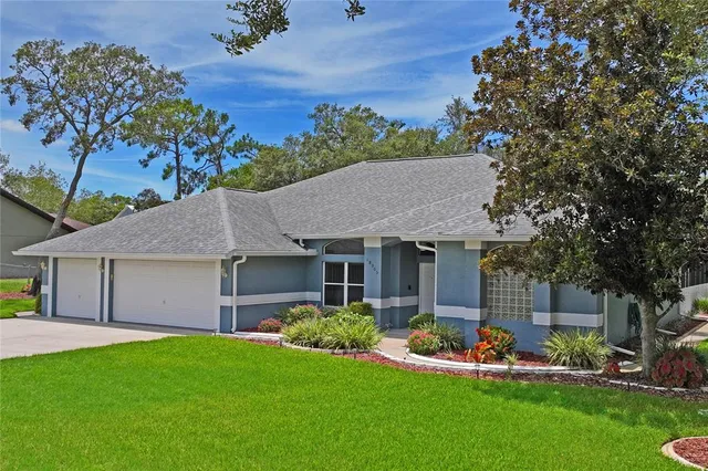 $575,000 | 18905 Bascomb Lane, Hudson, FL 34667