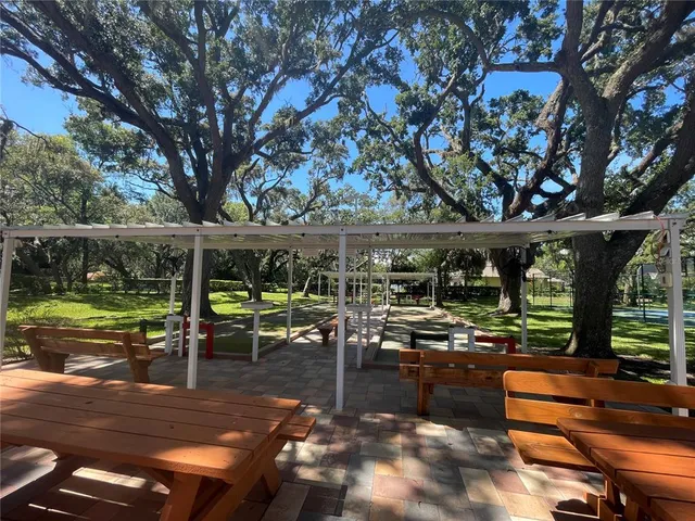 $575,000 | 18905 Bascomb Lane, Hudson, FL 34667