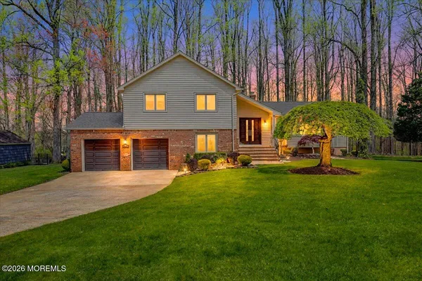 $1,299,999 | 92 Fox Chase Court, Freehold, NJ 07728