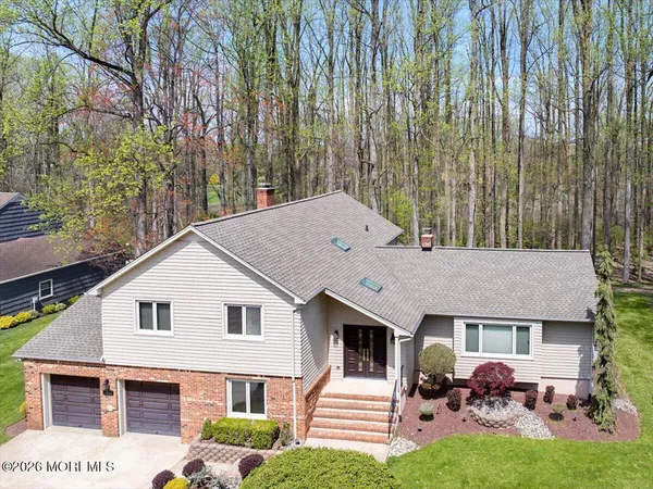 $1,299,999 | 92 Fox Chase Court, Freehold, NJ 07728