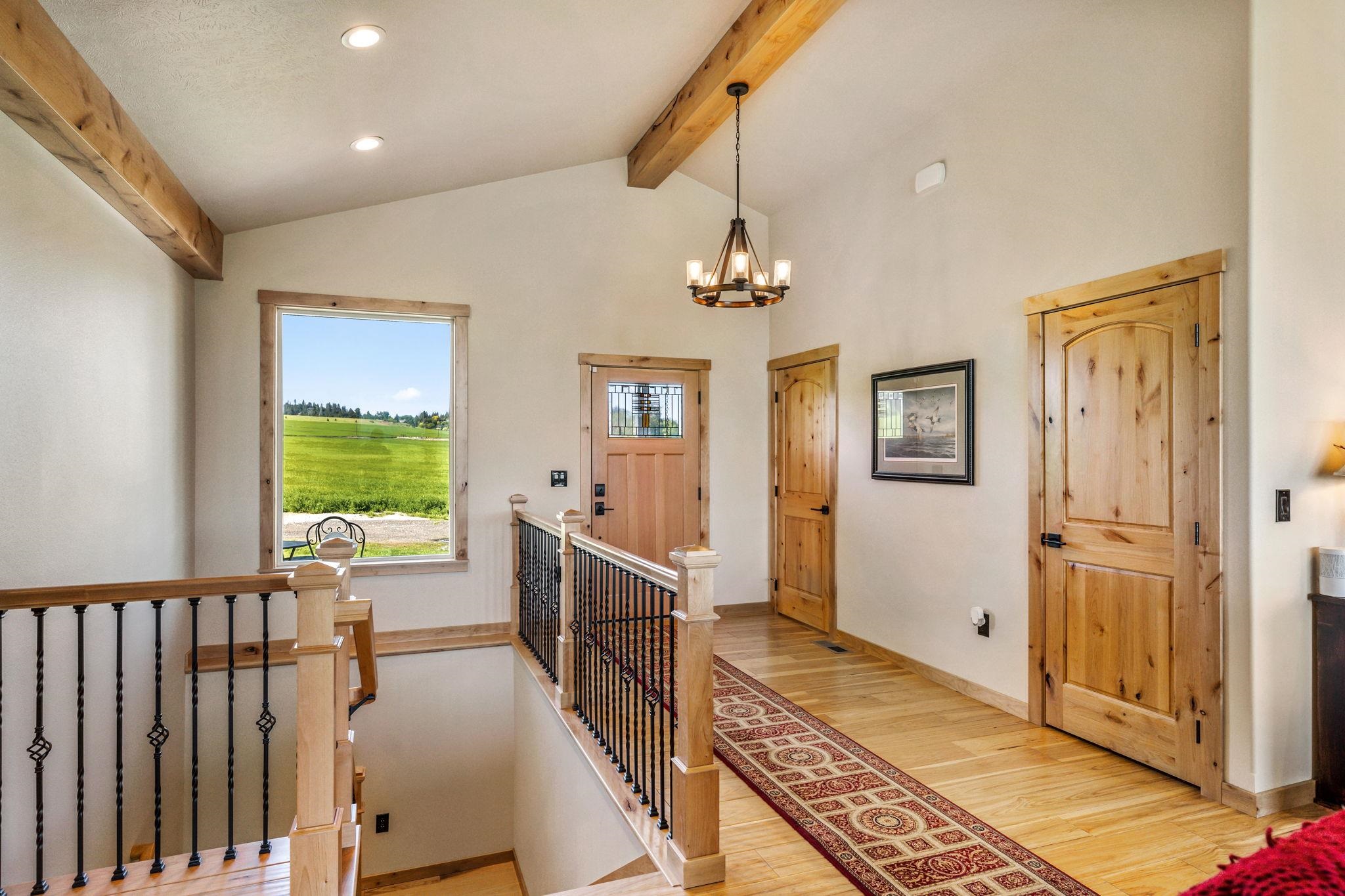 5520 East Peone Road Mead, WA 99021 - Photo 3 of 50