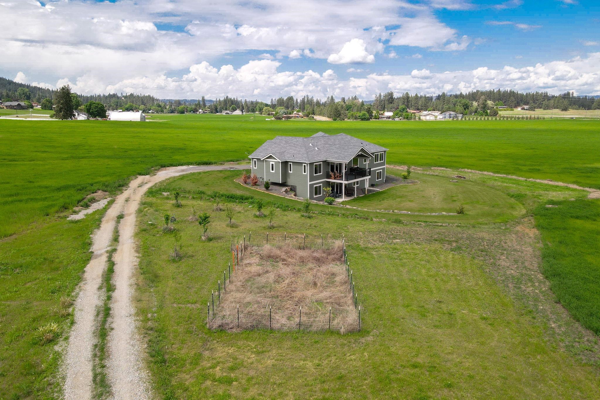 5520 East Peone Road Mead, WA 99021 - Photo 48 of 50