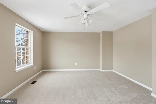 $399,900 | 2 Valley Crossing Circle, Cockeysville, MD 21030