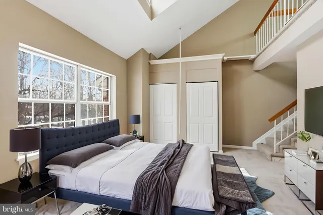 $399,900 | 2 Valley Crossing Circle, Cockeysville, MD 21030