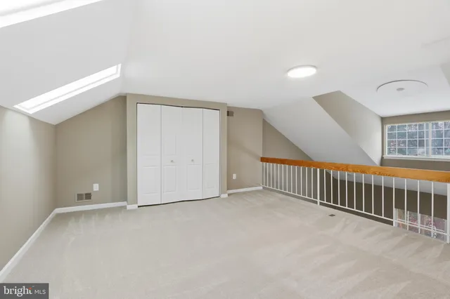 $399,900 | 2 Valley Crossing Circle, Cockeysville, MD 21030