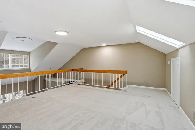 $399,900 | 2 Valley Crossing Circle, Cockeysville, MD 21030