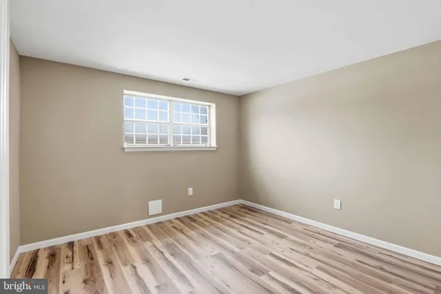 $399,900 | 2 Valley Crossing Circle, Cockeysville, MD 21030