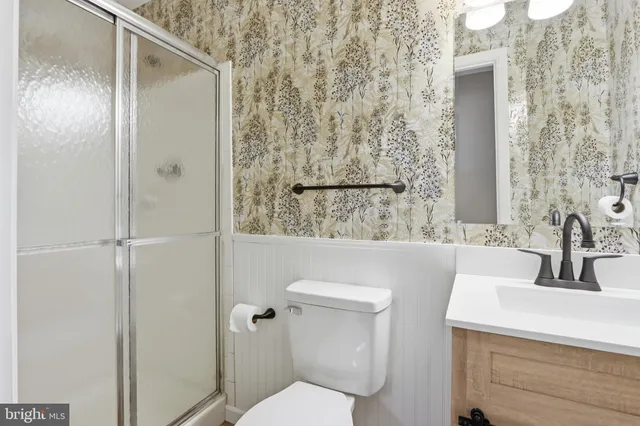 $399,900 | 2 Valley Crossing Circle, Cockeysville, MD 21030