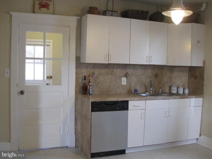2707 24th Road South Arlington, VA 22206 - Photo 20 of 24 Kitchen