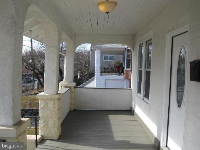 2707 24th Road South Arlington, VA 22206 - Photo 4 of 24 Porch