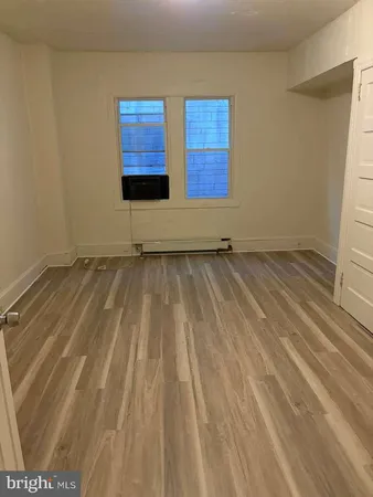 $1,600 | 915-917 North Delaware Street, Unit 915B, Paulsboro, NJ 08066