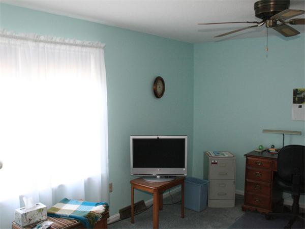 96 Century Way, Unit 96 Gardner, MA 01440 - Photo 8 of 10 a view of workspace with a window