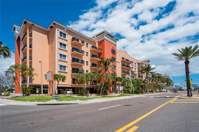 $400,000 | 13235 Gulf Boulevard, Unit 402, Madeira Beach, FL 33708
