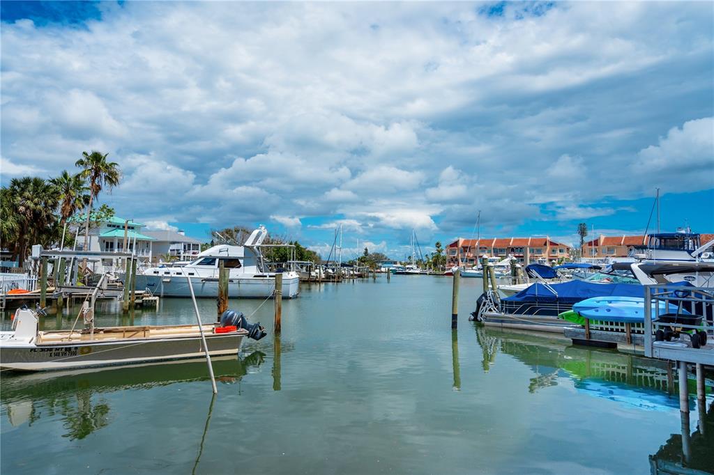 13235 Gulf Boulevard, Unit 402 Madeira Beach, FL 33708 - Photo 34 of 43