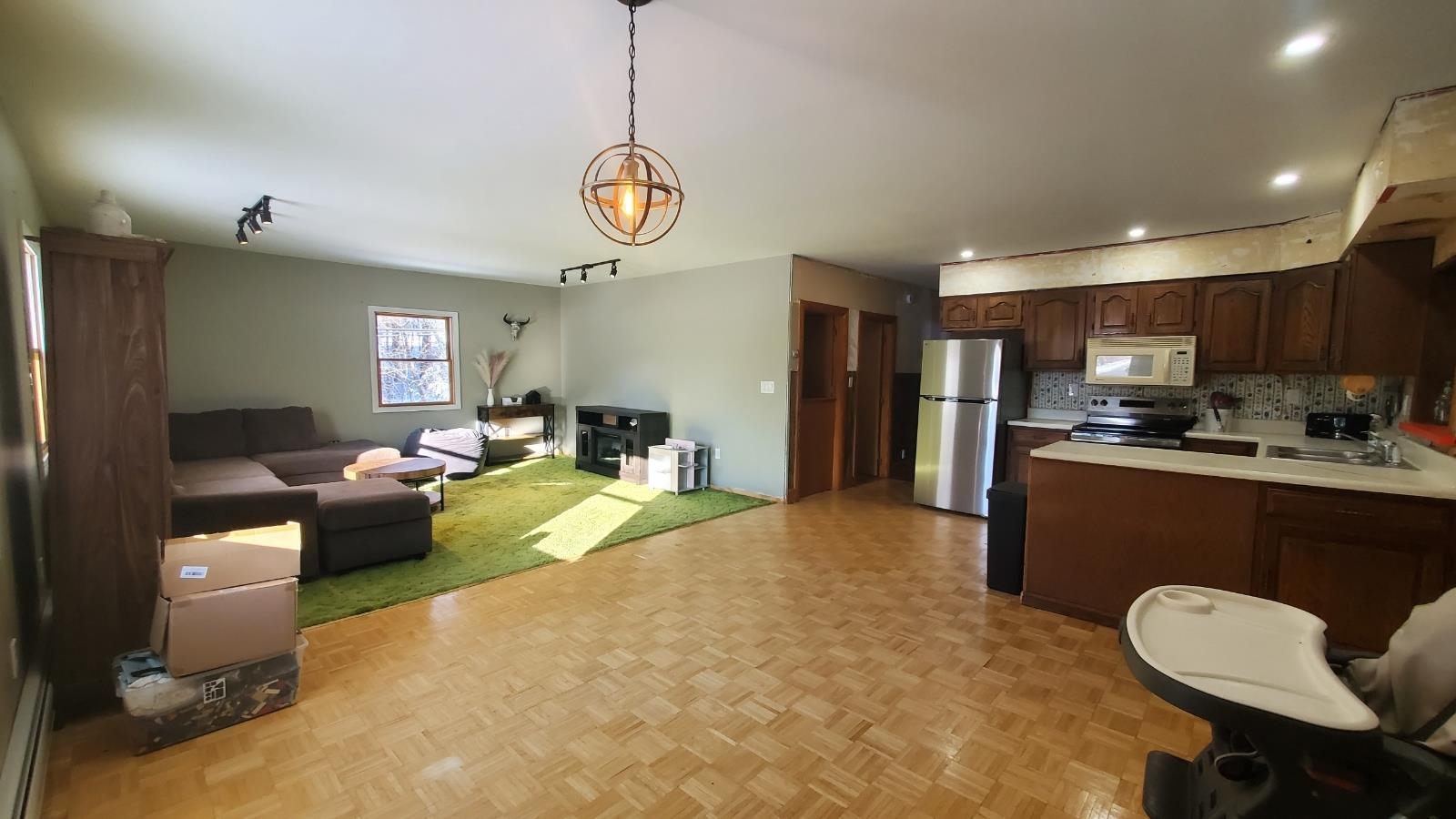 722 Fairview Terrace Hartford, VT 05001 - Photo 5 of 34