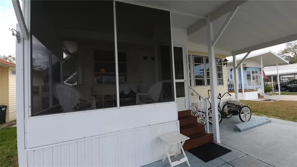 $139,900 | 3275 26th Avenue East, Unit 179, Bradenton, FL 34208