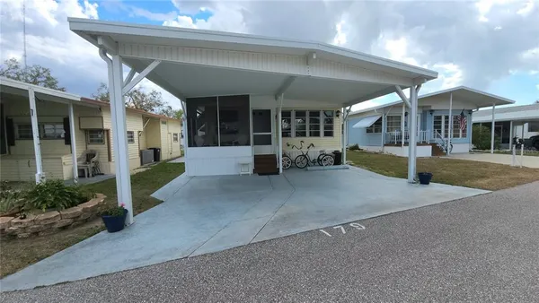 $139,900 | 3275 26th Avenue East, Unit 179, Bradenton, FL 34208